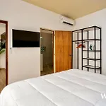 Exclusive 3-bedroom House With A Large Roof Terrace And Private Pool Villa *
