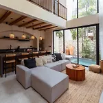 Luxe 3br - Two Private Pools Including Rooftop Modern Boho Style Villa *