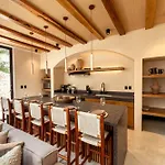 Chic 3br - 2 Pools With Rooftop Pool Modern Boho Design Villa Tulum
