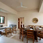 Stylish 3br Penthouse Haven With Plunge Pool Private Rooftop Pool & Jungle Panorama *