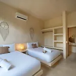 Stylish 3br Penthouse Haven With Plunge Pool Private Rooftop Pool & Jungle Panorama