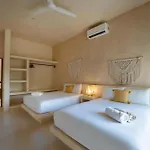 Stylish 3br Penthouse Haven With Plunge Pool Private Rooftop Pool & Jungle Panorama *