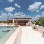 Stylish 3br Penthouse Haven With Plunge Pool Private Rooftop Pool & Jungle Panorama Tulum