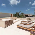 Holiday home Stylish 3br Penthouse Haven With Plunge Pool Private Rooftop Pool & Jungle Panorama