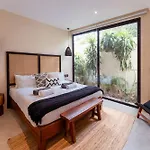 Villa Luxe 3br - Two Private Pools Including Rooftop Modern Boho Style *