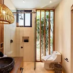 Villa Chic 3br - 2 Pools With Rooftop Pool Modern Boho Design *
