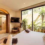 Villa Chic 3br - 2 Pools With Rooftop Pool Modern Boho Design