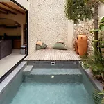 Luxe 3br - Two Private Pools Including Rooftop Modern Boho Style Villa