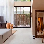 Villa Luxe 3br - Two Private Pools Including Rooftop Modern Boho Style *