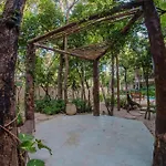 Stylish 3Br Penthouse Haven With Plunge Pool Private Rooftop Pool & Jungle Panorama