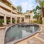 Chic 3br - 2 Pools With Rooftop Pool Modern Boho Design *