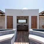 Villa Chic 3br - 2 Pools With Rooftop Pool Modern Boho Design *
