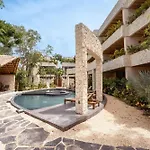 Luxe 3br - Two Private Pools Including Rooftop Modern Boho Style