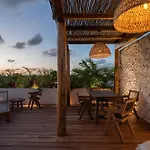 Villa Luxe 3br - Two Private Pools Including Rooftop Modern Boho Style *