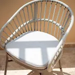 Stylish 1br With Private Pool & Balcony *