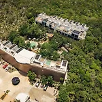 Magnificent 2 Bedroom Apartment In 101 Park