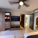 Apartamento New 2 Bedroom In Aldea Zama Fast Wifi *