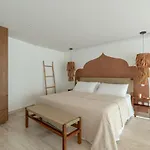 Jungle Loft Mistiq Garden 2 -skypool -gym -beach