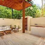 Beautiful And Bright Close To The Sea Apartamento Tulum
