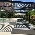 Jungle Loft Mistiq Garden 2 -skypool -gym -beach Apartamento