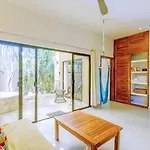 In The Heart Of - Location In Town Apartment