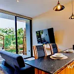 Great Located Studio Ph With Private Pool By Waves Management