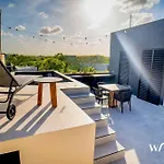 Great Located Studio Ph With Private Pool By Waves Management