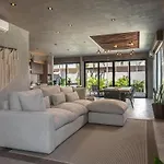 6Br Villa At Premium Location 24 H Security