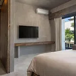 Holiday home 6br At Premium Location 24 H Security *