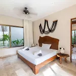 Rare 8br Dual Getaway With 4 Private Pools * Tulum