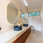 Rare 8br Dual Getaway With 4 Private Pools *