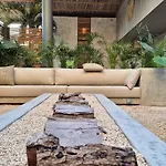 Luxury Hideaway - Rooftop Pool - Jacuzzi - Gym In Tulum