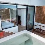 Amira Residence, Private Pool Facing The Park