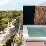 Amira Residence, Private Pool Facing The Park * Tulum