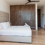 Amira Residence, Private Pool Facing The Park Tulum