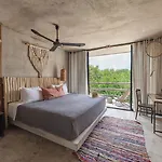 Casa Coyote Hotel 3*