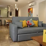 High-End Comfort 2Br Condo With Pool Access By Happy Address