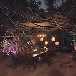 Libelula Beachfront Hotel 4*