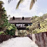 Libelula Beachfront Hotel