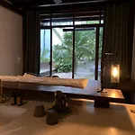 Libelula Beachfront 4*