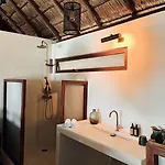 Libelula Beachfront 4*