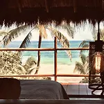 Hotel Libelula Beachfront Tulum