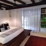 Hotel Amor Rooms 2*