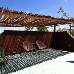 Hostal Maui