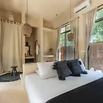 Nest 4* Tulum