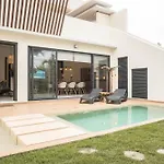 4Bdr Luxury Villa 2 Private Pools 10 Min Beach & Zamna