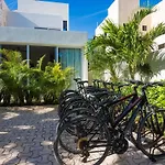 Beachfront Luruxy Villa In Tulum