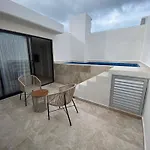 Apartamento Spacious And Comfortable Ph With Private Pool In Zama