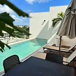 Hotel Moonshine & Tulum