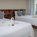 Hotel Moonshine &